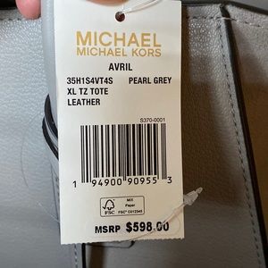 Never used. Brand new! Still has tags!